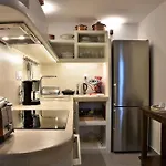 Mare Bay Apartament *